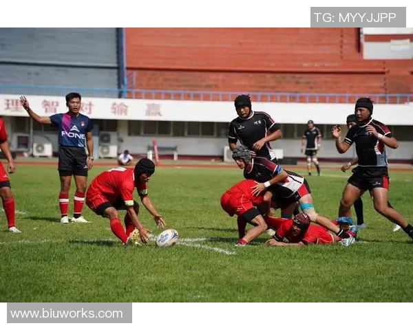 虫虫杯足球盛宴开启小小球员展现无限潜力与激情