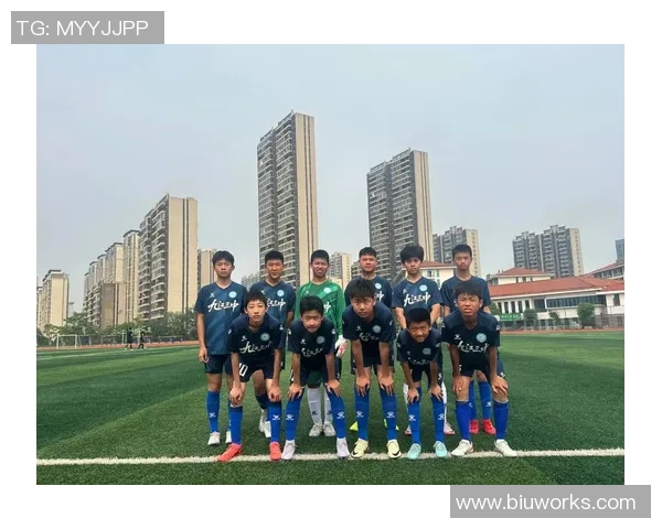 长春足球男生的青春梦想与拼搏精神展现了城市的活力与希望 长春足球男生的青春梦想与拼搏精神展现了城市的活力与希望